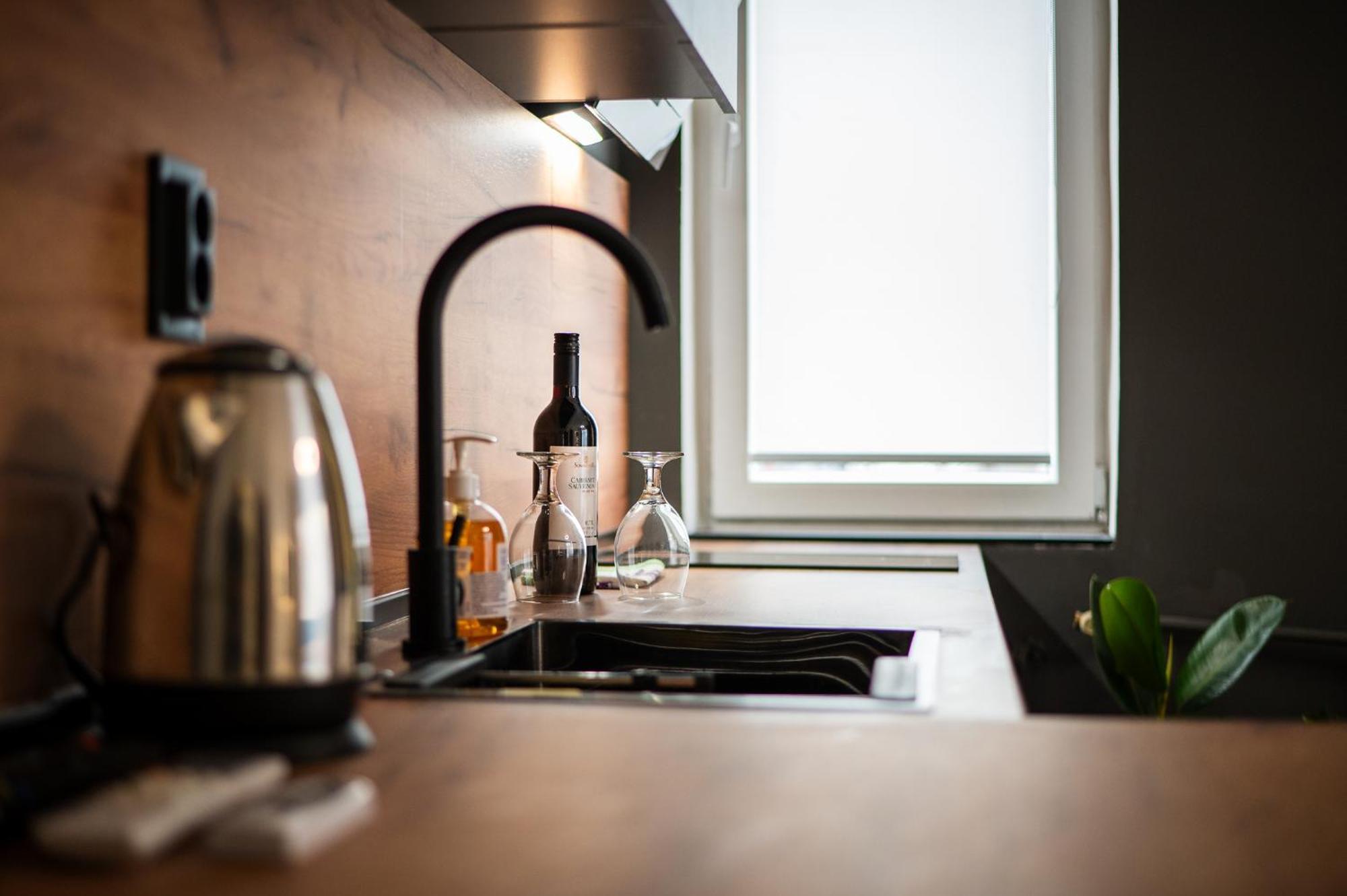 Casa Central Apartments Скопье Экстерьер фото